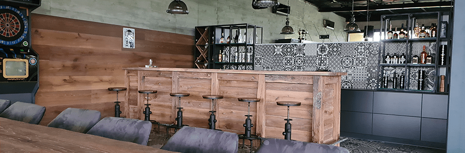 How to Treat an Oak Table